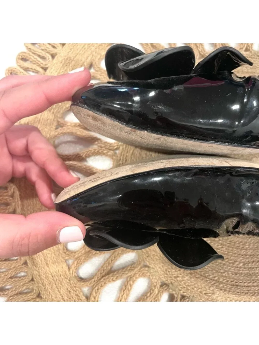Tory Burch Floral Applique Patent Leather Ballet Flats Size 8 Black